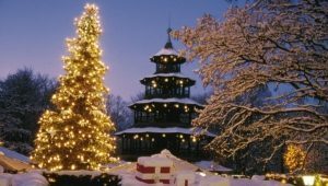 Christkindlmarkt-am-Chinesischen-Turm-©-Muenchen-Tourismus-Bernd-Roemmelt Fahrradfahren in München